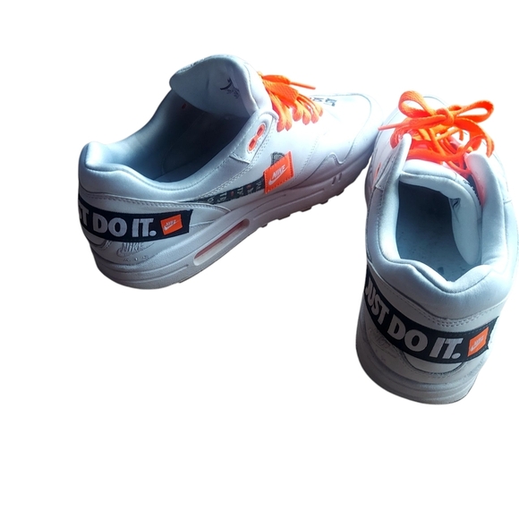 Nike White Sneakers with Orange‎ Laces - Picture 10 of 12